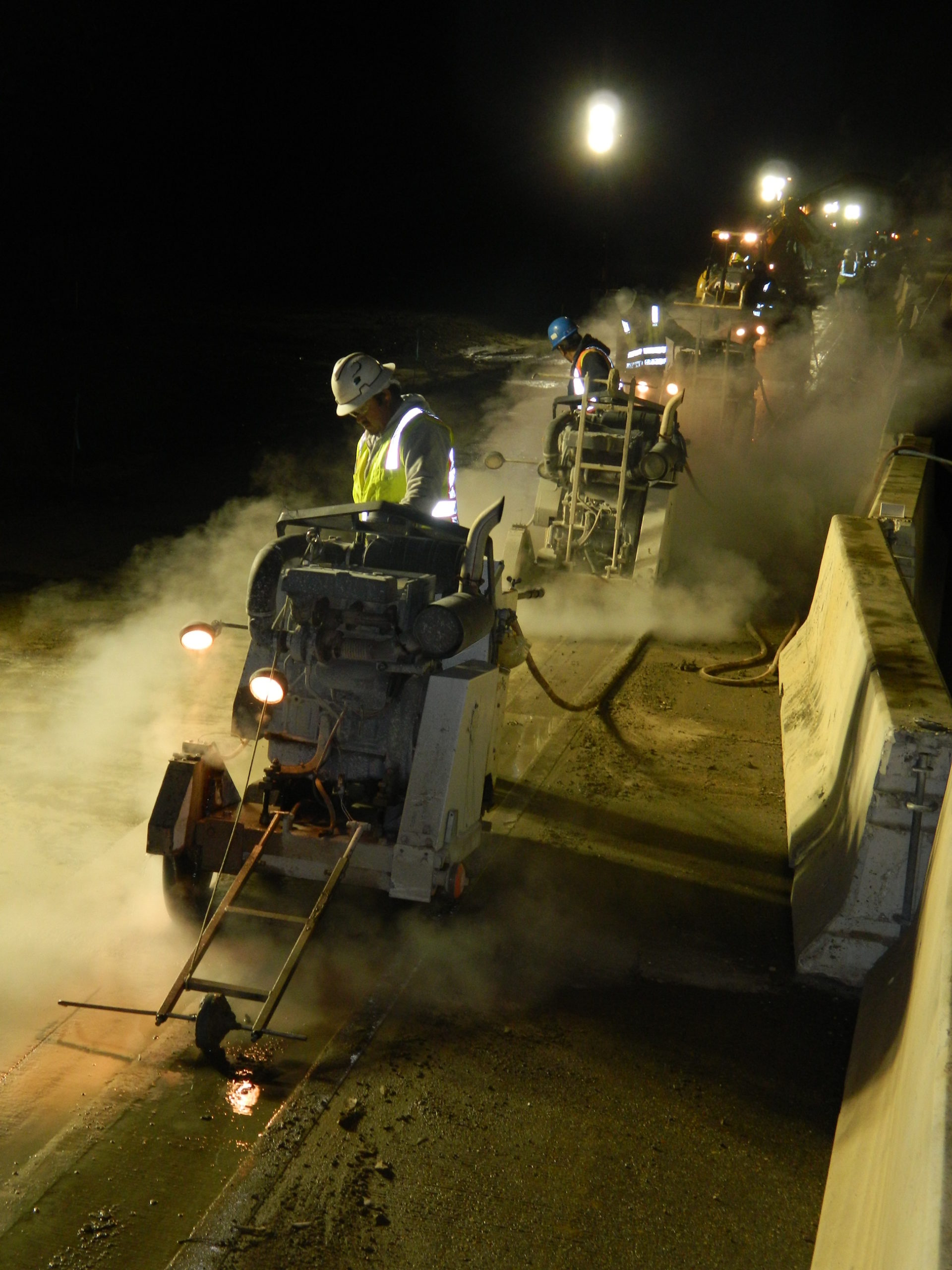 concrete-sawing-at-night